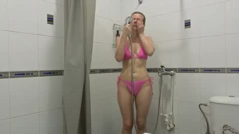 julia_giulia online show from 10, 11, 2025