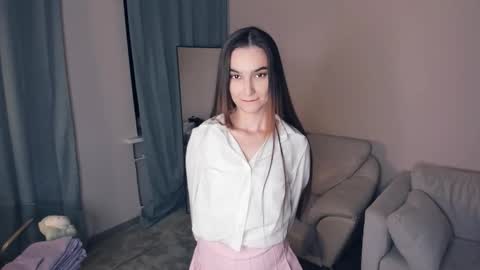 Evelin online show from 17, 10, 2025
