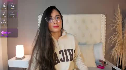 Snapshot of julia_martinezz_ chatting on 2, 2, 2026 J U L IA M A R T I N E Z online show from 2, 2, 2026