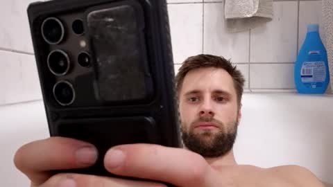 julia_official online show from 11, 2, 2026