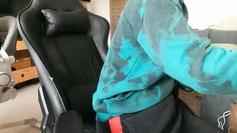 julia_official online show from 21, 2, 2026