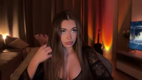 Julia R Le online show from 17, 7, 2026