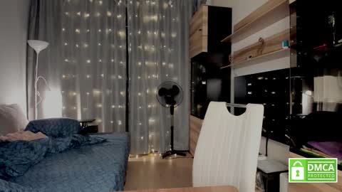 julia_t_mog online show from 23, 10, 2025