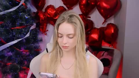 Snapshot of juliabrewwer chatting on 23, 3, 2026 Julia online show from 23, 3, 2026