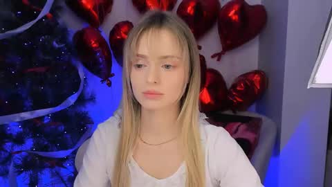 Snapshot of juliabrewwer chatting on 24, 4, 2026 Julia online show from 24, 4, 2026