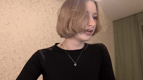 Snapshot of juliahupman chatting on 5, 3, 2026 Kate online show from 5, 3, 2026