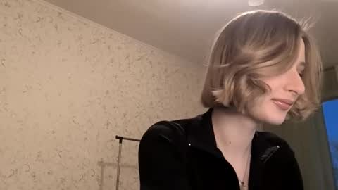Snapshot of juliahupman chatting on 10, 3, 2026 Kate online show from 10, 3, 2026