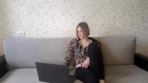 Snapshot of juliahupman chatting on 31, 3, 2026 Kate online show from 31, 3, 2026