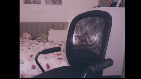 julialiones online show from 22, 9, 2025