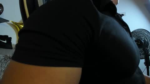 julian_wallace online show from 5, 11, 2025