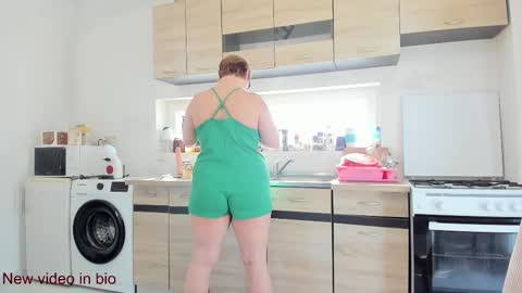 Snapshot of juliana35 chatting on 19, 2, 2025 juliana35 online show from 19, 2, 2025