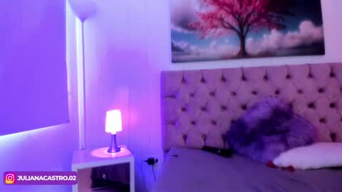 Snapshot of julianaa_castro chatting on 1, 3, 2025 JULIANA CASTRO online show from 1, 3, 2025