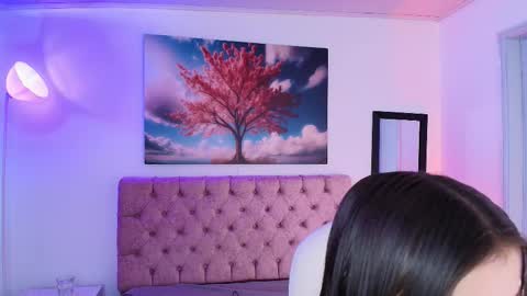 Snapshot of julianaa_castro chatting on 16, 9, 2025 JULIANA CASTRO online show from 16, 9, 2025