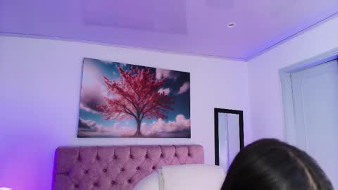 Snapshot of julianaa_castro chatting on 7, 10, 2025 JULIANA CASTRO online show from 7, 10, 2025