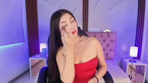 Snapshot of julianaa_castro chatting on 10, 7, 2026 JULIANA CASTRO online show from 10, 7, 2026
