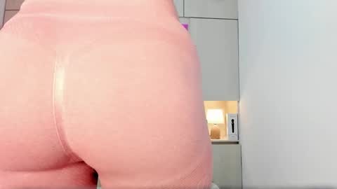 Snapshot of julianablaze chatting on 15, 2, 2026 julianablaze online show from 15, 2, 2026