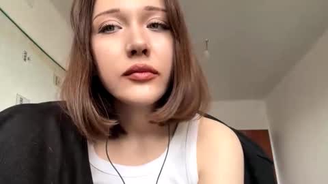Snapshot of julianbatman chatting on 17, 3, 2026 Kira online show from 17, 3, 2026