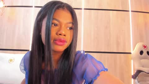 Snapshot of julianna_smith chatting on 26, 12, 2024 ANDREA online show from 26, 12, 2024