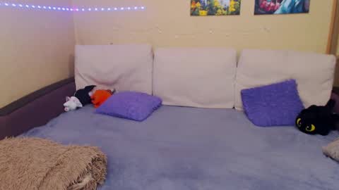 Snapshot of juliasane_ chatting on 22, 2, 2025 Jul online show from 22, 2, 2025