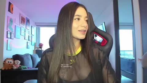 Jeimy Help me to reach 100 thumbs up online show from 2, 3, 2026