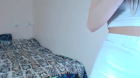 Snapshot of juliebeshears chatting on 27, 2, 2026 juliebeshears online show from 27, 2, 2026