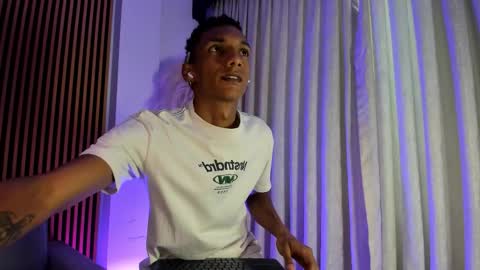 Julien online show from 27, 2, 2026