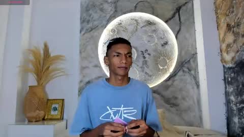 Julien online show from 14, 4, 2026