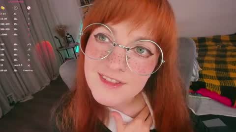 Snapshot of juliet_schoolgirl chatting on 28, 6, 2026 Juliet online show from 28, 6, 2026