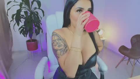 Julieta92  online show from 11, 4, 2026