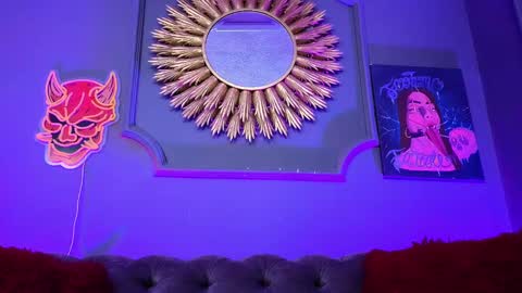 Snapshot of julieta_russell chatting on 15, 2, 2025 Julieta online show from 15, 2, 2025