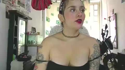 Snapshot of julietajaguar chatting on 27, 5, 2026 Julieta Jaguar online show from 27, 5, 2026