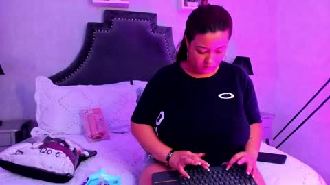 Snapshot of julietakane chatting on 10, 12, 2024 julietakane online show from 10, 12, 2024