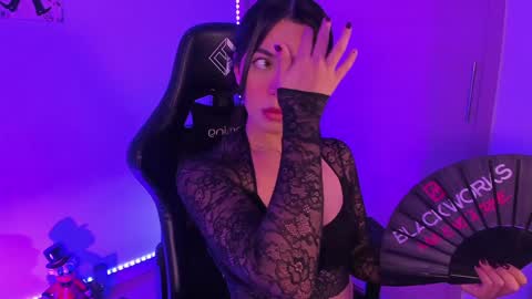 Snapshot of julietariverss chatting on 4, 12, 2024 Julieta online show from 4, 12, 2024
