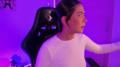 Snapshot of julietariverss chatting on 6, 12, 2024 Julieta online show from 6, 12, 2024