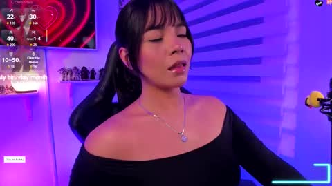 Snapshot of julietariverss chatting on 21, 10, 2025 Julieta online show from 21, 10, 2025