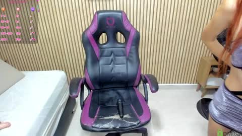 Julieth  online show from 23, 4, 2026