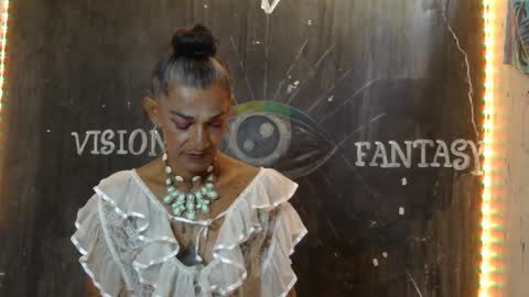 Julieth Wolf online show from 29, 1, 2025