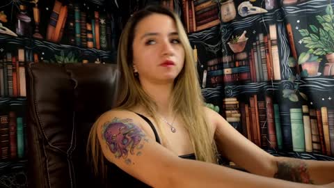 Julietta Jackson online show from 24, 1, 2025