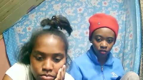 Snapshot of juliette9794 chatting on 23, 9, 2025 juliette9794 online show from 23, 9, 2025