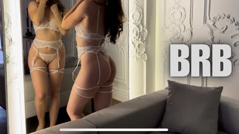 Snapshot of juliette_junson chatting on 18, 1, 2025 Julie online show from 18, 1, 2025