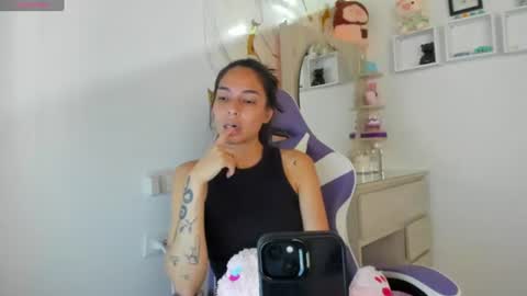 Snapshot of juliette_sweet05 chatting on 28, 7, 2026 juliette online show from 28, 7, 2026
