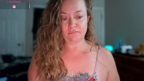 Snapshot of julimonroe chatting on 15, 9, 2025 Juli Monroe online show from 15, 9, 2025