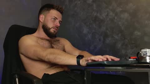 JULiUS   online show from 4, 12, 2025