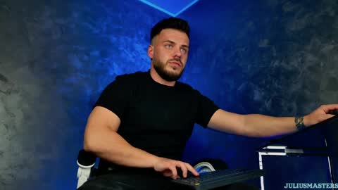 JULiUS   online show from 5, 4, 2026