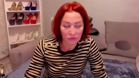 jullia_moor online show from 9, 3, 2026