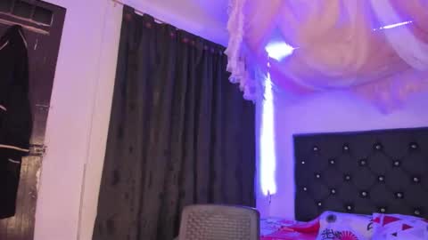 Snapshot of july_smith09 chatting on 3, 11, 2025 july online show from 3, 11, 2025