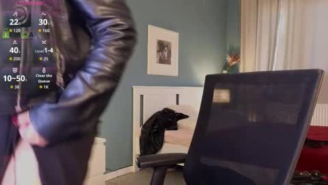 Snapshot of julya_parker chatting on 12, 11, 2025 Julya Mistress online show from 12, 11, 2025