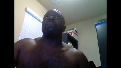 Snapshot of junbug8812 chatting on 12, 3, 2025 junbug8812 online show from 12, 3, 2025