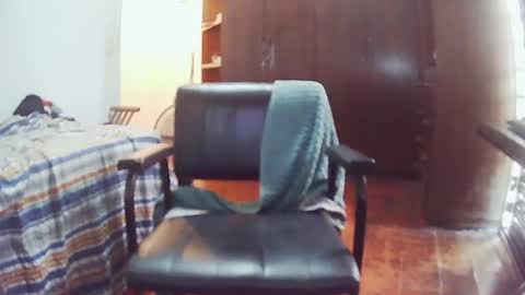 Snapshot of juneandmia chatting on 12, 2, 2025 Mia online show from 12, 2, 2025