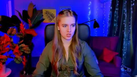 junewoods online show from 17, 3, 2026